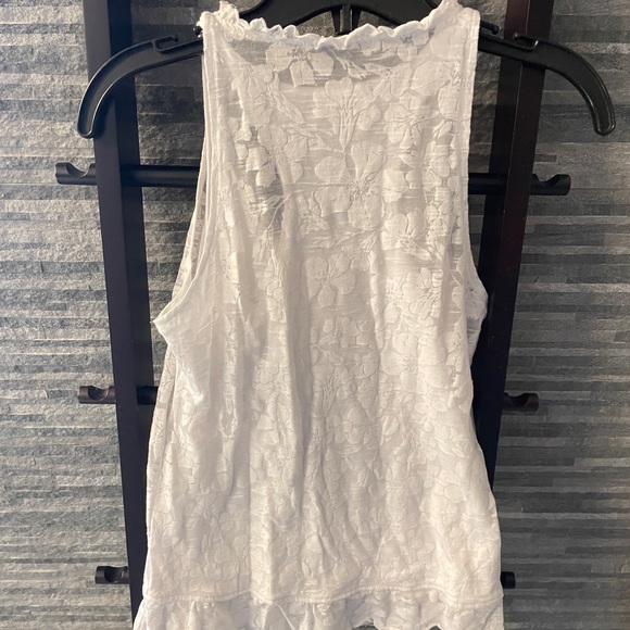 Powder Room Racer Back Floral Pattern Top - Picture 8 of 11